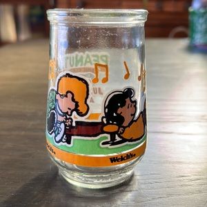Peanuts Welch’s Jelly Glass, Lucy & Linus at the Piano